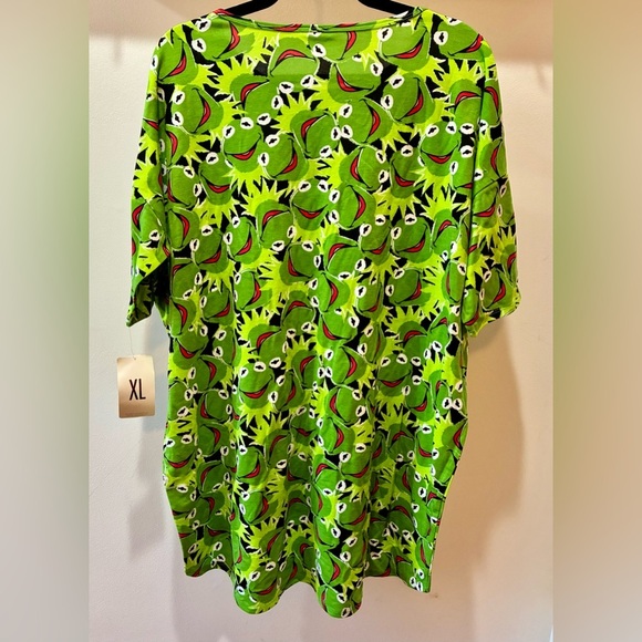 LuLaRoe XL Irma Disney Kermit High Low Top NWT - Picture 3 of 6
